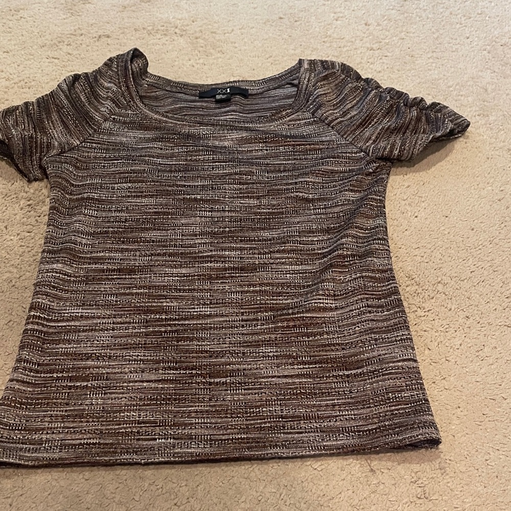 Forever 21 Textured Brown Short Sleeve Tee